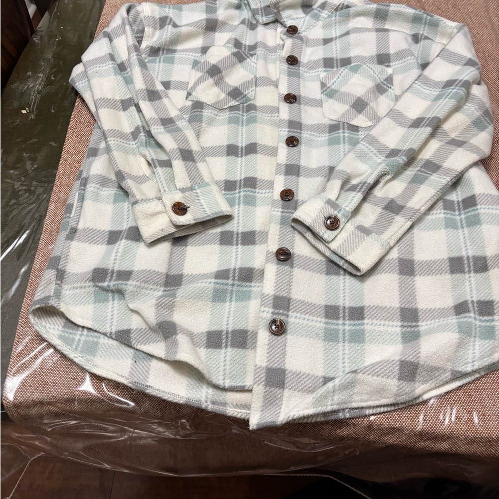 Maunces Gray and White Plaid Shirt